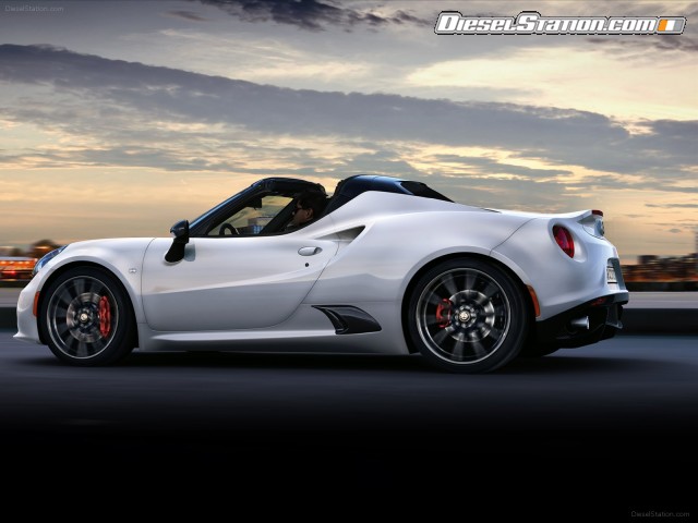 Alfa Romeo 4C Spider 2015 Picture #27 Alfa Romeo 4C Spider 2015 Picture #27